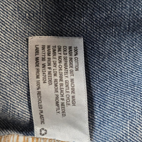 Wild Fable Womens Plus Size 18 High Rise Distressed Denim Shorts Blue Button Fly - Picture 9 of 10